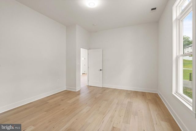 6468 WINDHAM AVE, Alexandria, VA 22315