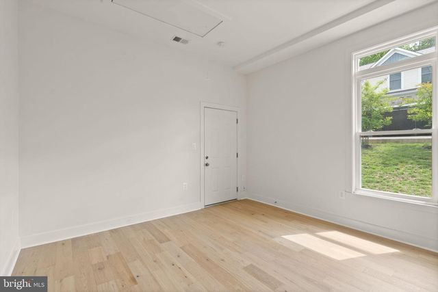 6468 WINDHAM AVE, Alexandria, VA 22315