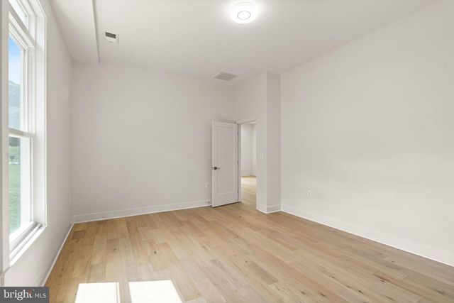 6468 WINDHAM AVE, Alexandria, VA 22315