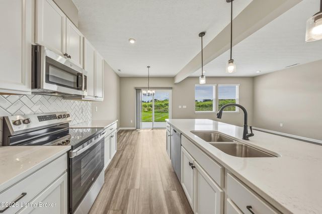 205 Harvest Point Way, Mt Washington, KY 40047