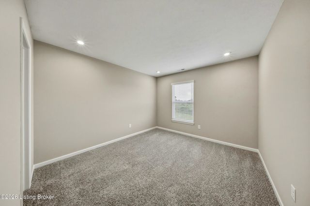 205 Harvest Point Way, Mt Washington, KY 40047
