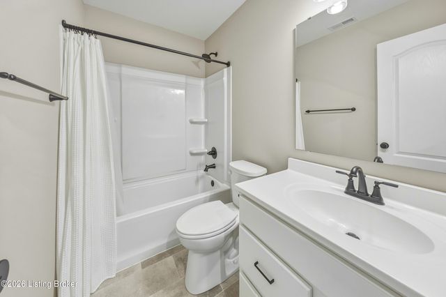 205 Harvest Point Way, Mt Washington, KY 40047