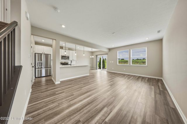 205 Harvest Point Way, Mt Washington, KY 40047
