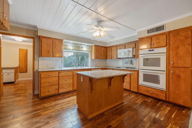 1714 N Blythe Avenue, Fresno, CA 93722