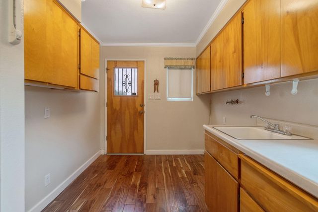 1714 N Blythe Avenue, Fresno, CA 93722