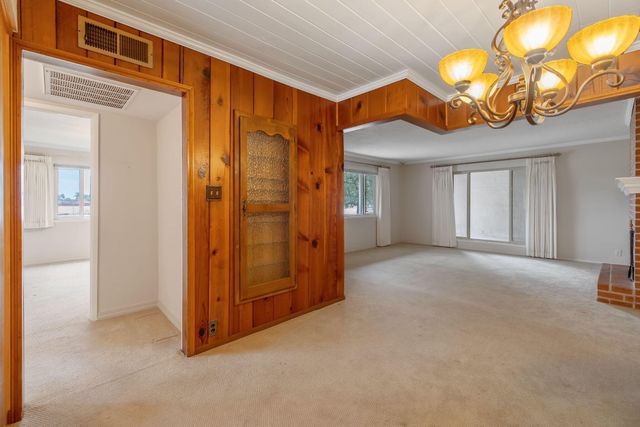 1714 N Blythe Avenue, Fresno, CA 93722