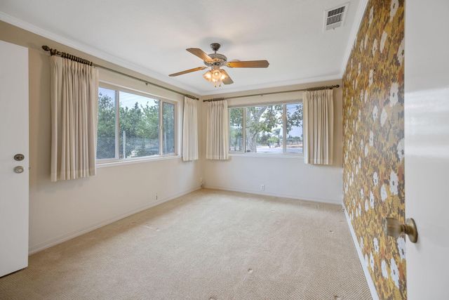 1714 N Blythe Avenue, Fresno, CA 93722