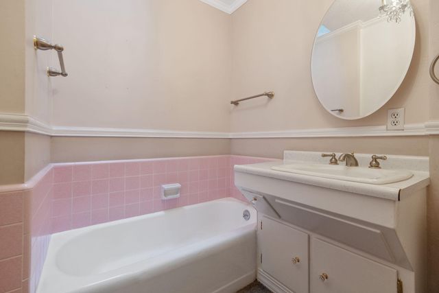 1714 N Blythe Avenue, Fresno, CA 93722