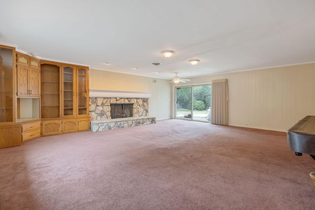 1714 N Blythe Avenue, Fresno, CA 93722