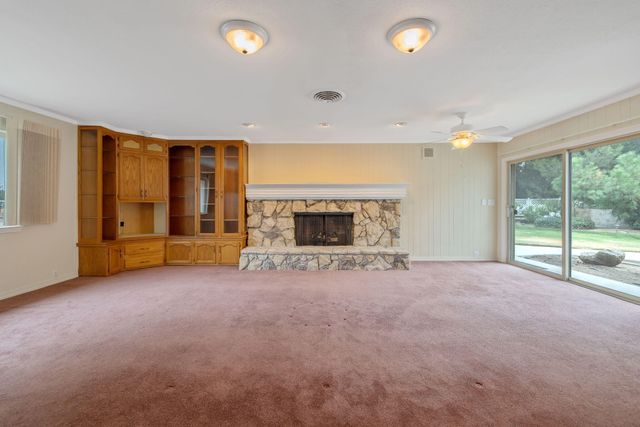 1714 N Blythe Avenue, Fresno, CA 93722