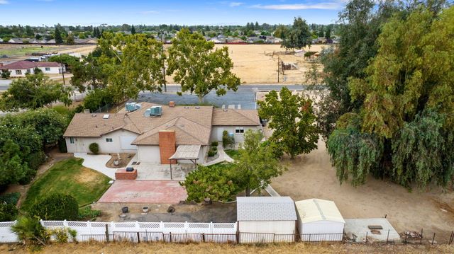 1714 N Blythe Avenue, Fresno, CA 93722