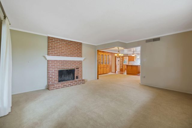 1714 N Blythe Avenue, Fresno, CA 93722