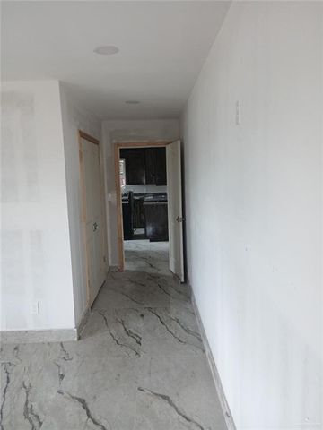 1020 S Georgia Avenue, Mercedes, TX 78570