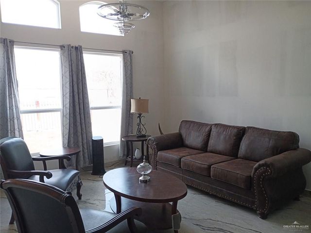 1020 S Georgia Avenue, Mercedes, TX 78570