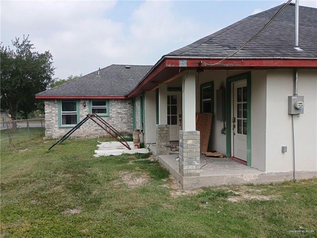 1020 S Georgia Avenue, Mercedes, TX 78570