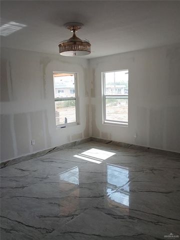 1020 S Georgia Avenue, Mercedes, TX 78570