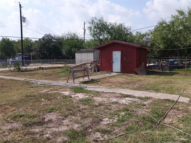 1020 S Georgia Avenue, Mercedes, TX 78570