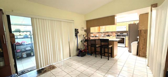 2000 NW 70th Lane, Margate, FL 33063