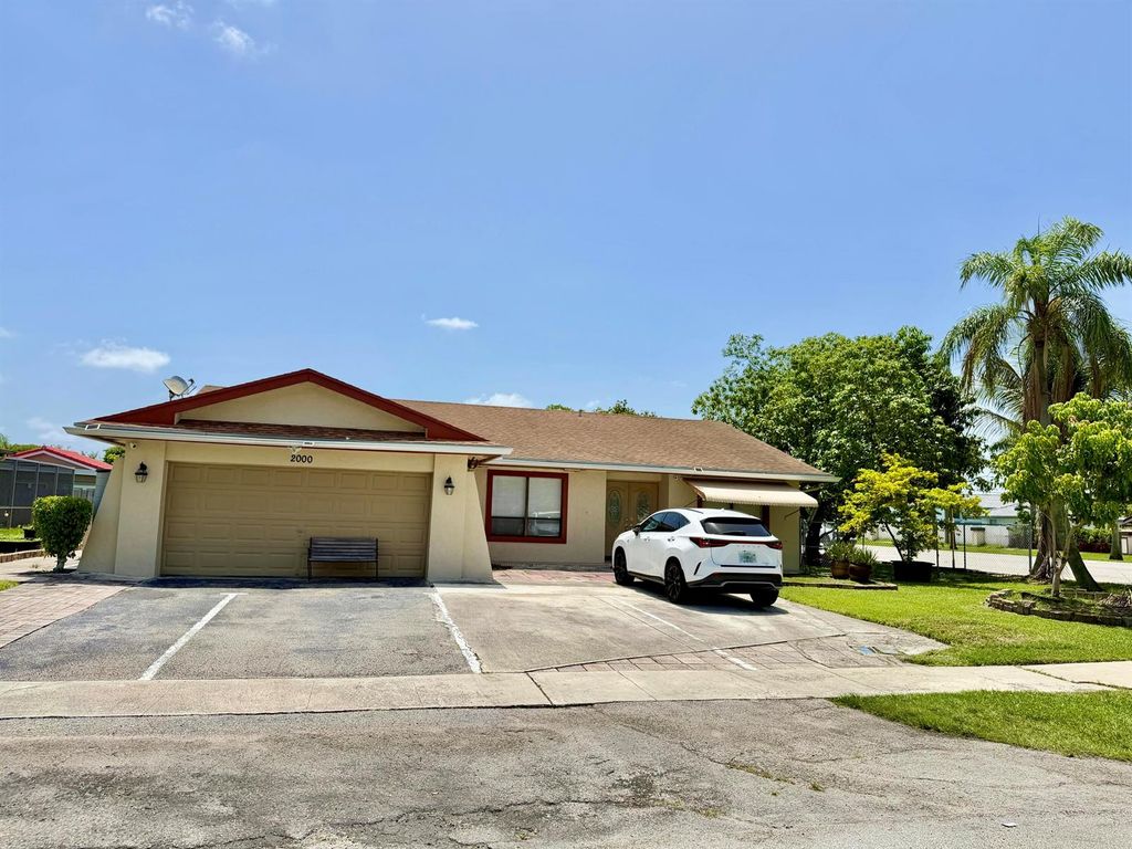 2000 NW 70th Lane, Margate, FL 33063