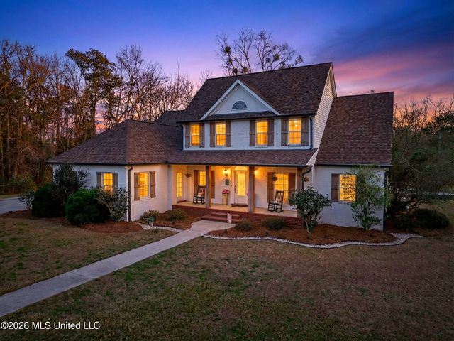 75 N Hill Drive, Carriere, MS 39426