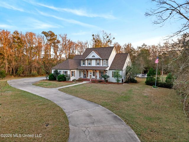 75 N Hill Drive, Carriere, MS 39426