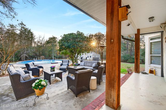 75 N Hill Drive, Carriere, MS 39426