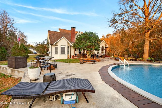 75 N Hill Drive, Carriere, MS 39426