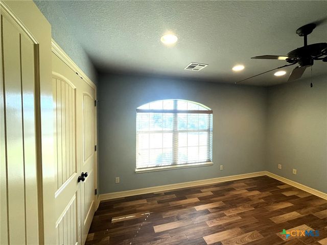 192 Spring Meadow Lane, Belton, TX 76513