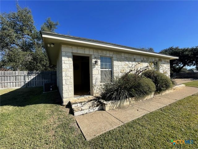 192 Spring Meadow Lane, Belton, TX 76513