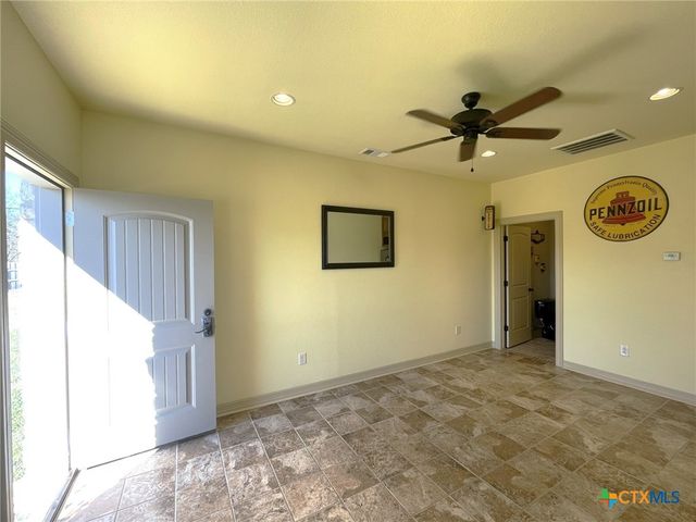 192 Spring Meadow Lane, Belton, TX 76513