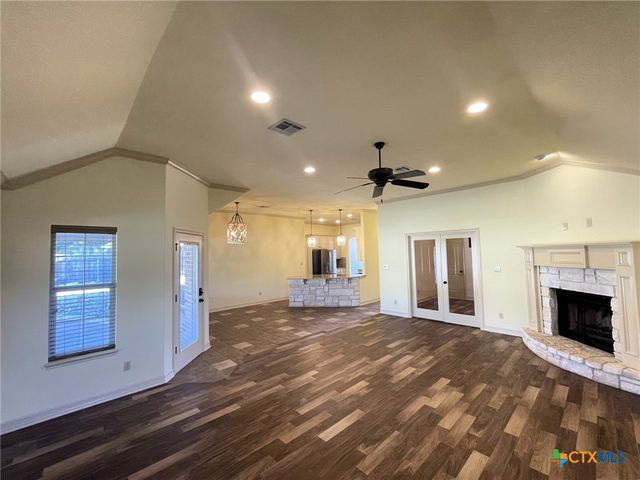 192 Spring Meadow Lane, Belton, TX 76513