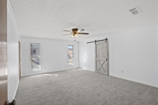 5711 70th Place, Lubbock, TX 79424