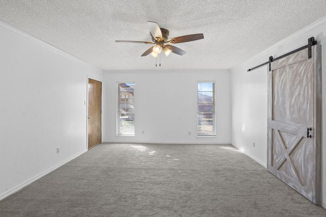 5711 70th Place, Lubbock, TX 79424