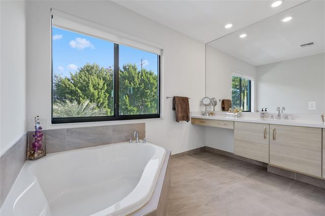 10985 Oceano Way, Parkland, FL 33076