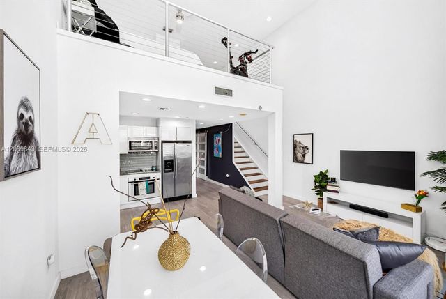 1050 Brickell Ave 420, Miami, FL 33131