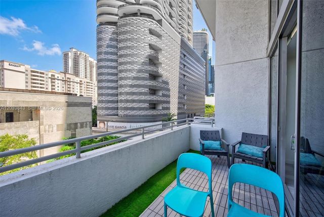 1050 Brickell Ave 420, Miami, FL 33131