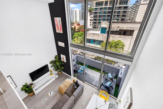 1050 Brickell Ave 420, Miami, FL 33131