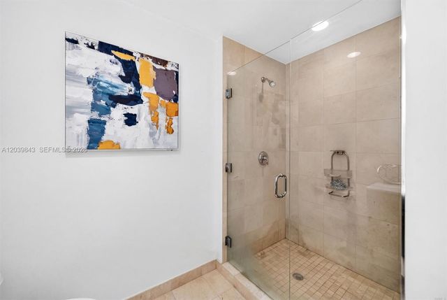 1050 Brickell Ave 420, Miami, FL 33131