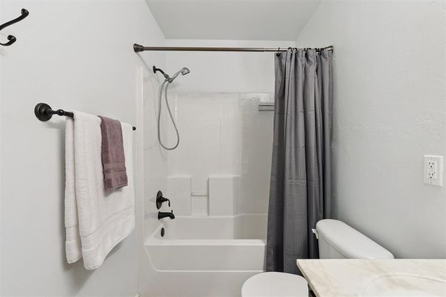 2232 NW 196th Street, Edmond, OK 73012