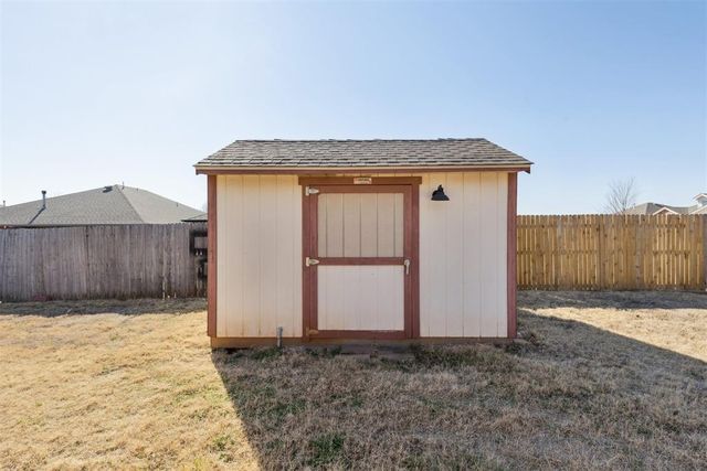 2232 NW 196th Street, Edmond, OK 73012