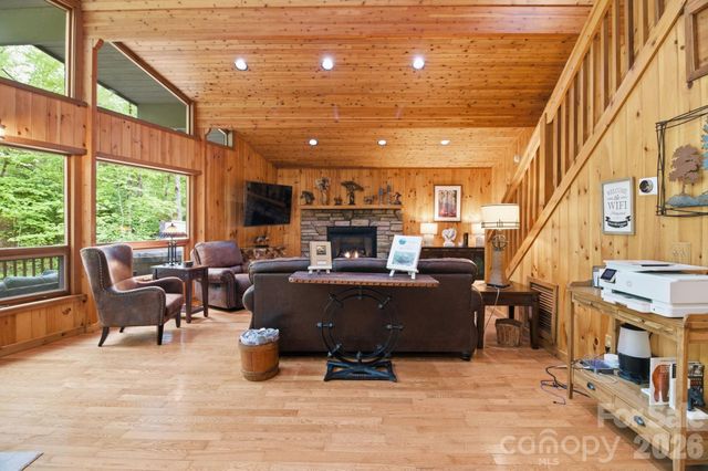 401 Saratoga None, Boone, NC 28607