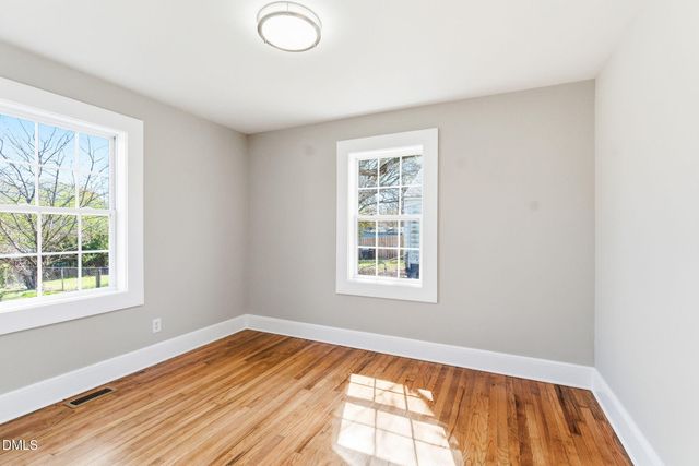 510 Delaware Avenue, Burlington, NC 27217