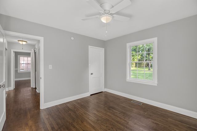 1063 Horseshoe Drive, Nashville, TN 37216