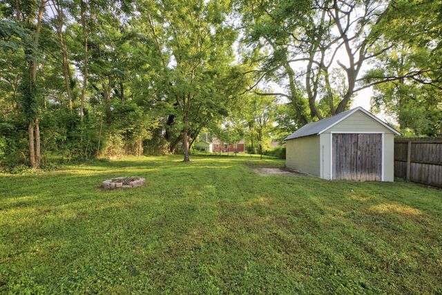 1063 Horseshoe Drive, Nashville, TN 37216