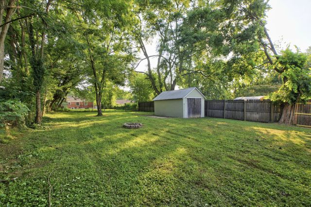 1063 Horseshoe Drive, Nashville, TN 37216