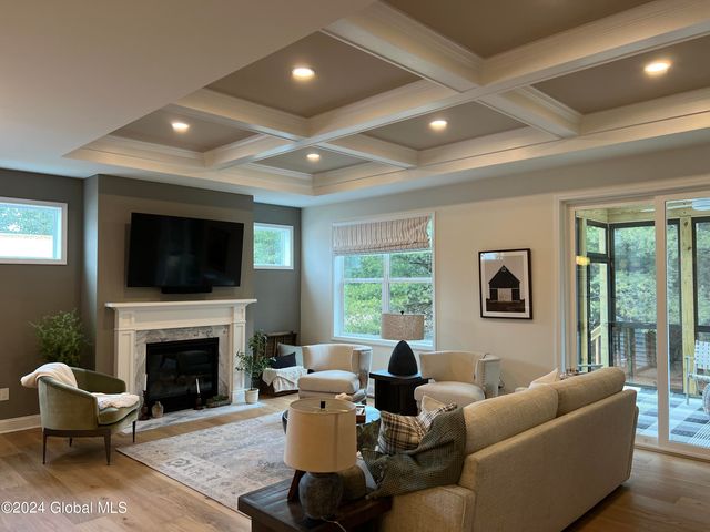 63 Daintree Drive, Wilton, NY 12866