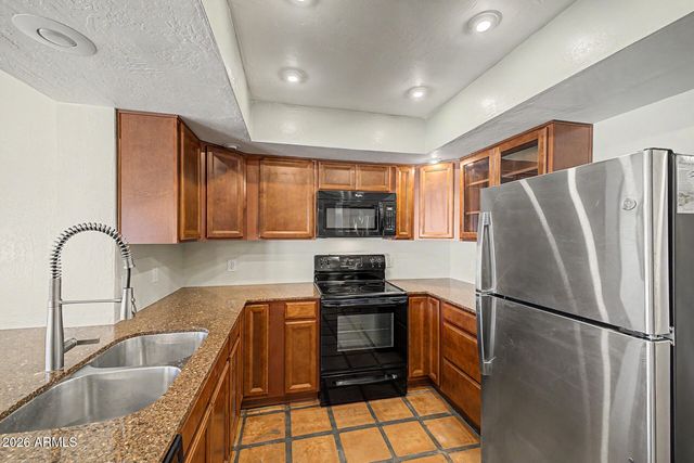 2075 E CAIRO Drive, Tempe, AZ 85282