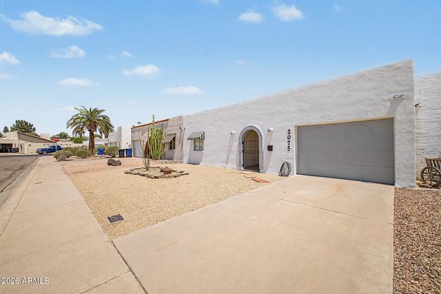 2075 E CAIRO Drive, Tempe, AZ 85282