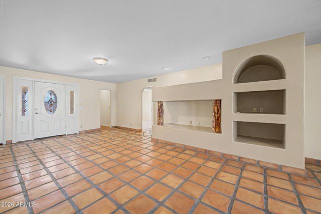 2075 E CAIRO Drive, Tempe, AZ 85282