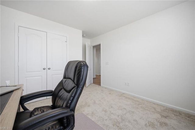 134 Corcoran LN, Suffolk, VA 23434